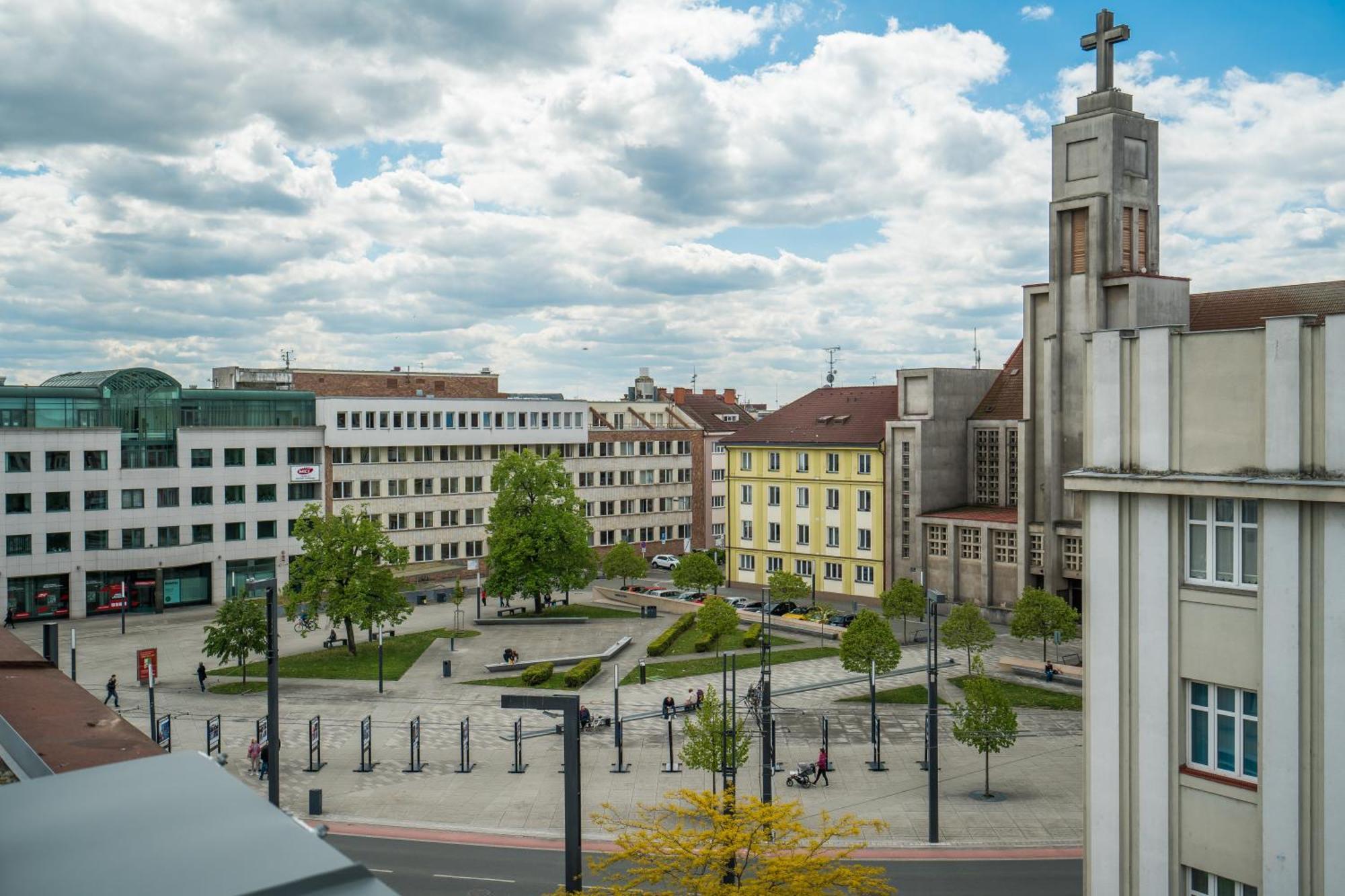 Apartamento Perla Hradce 302 Hradec Králové Exterior foto